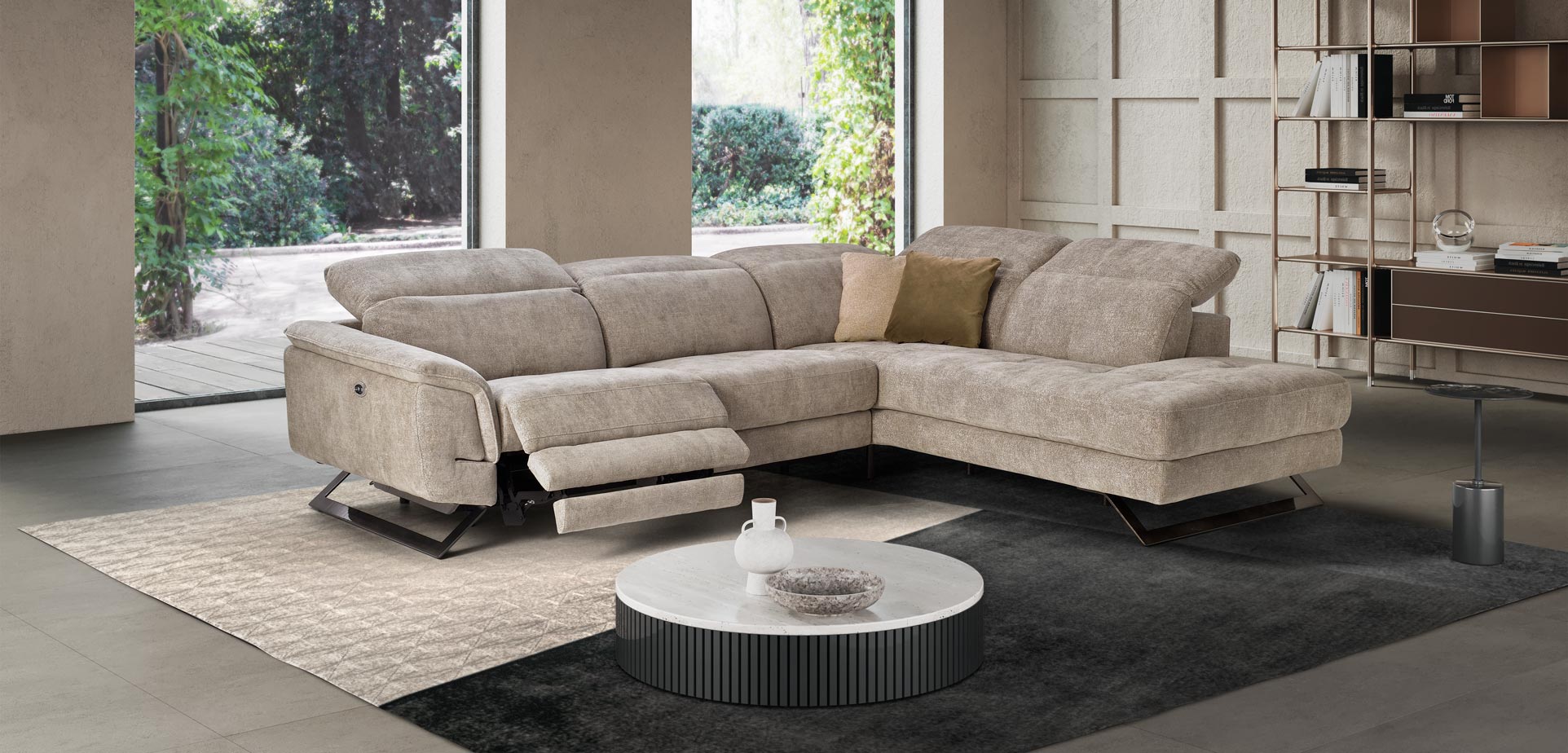 Divano Amelia sectional in ambiente